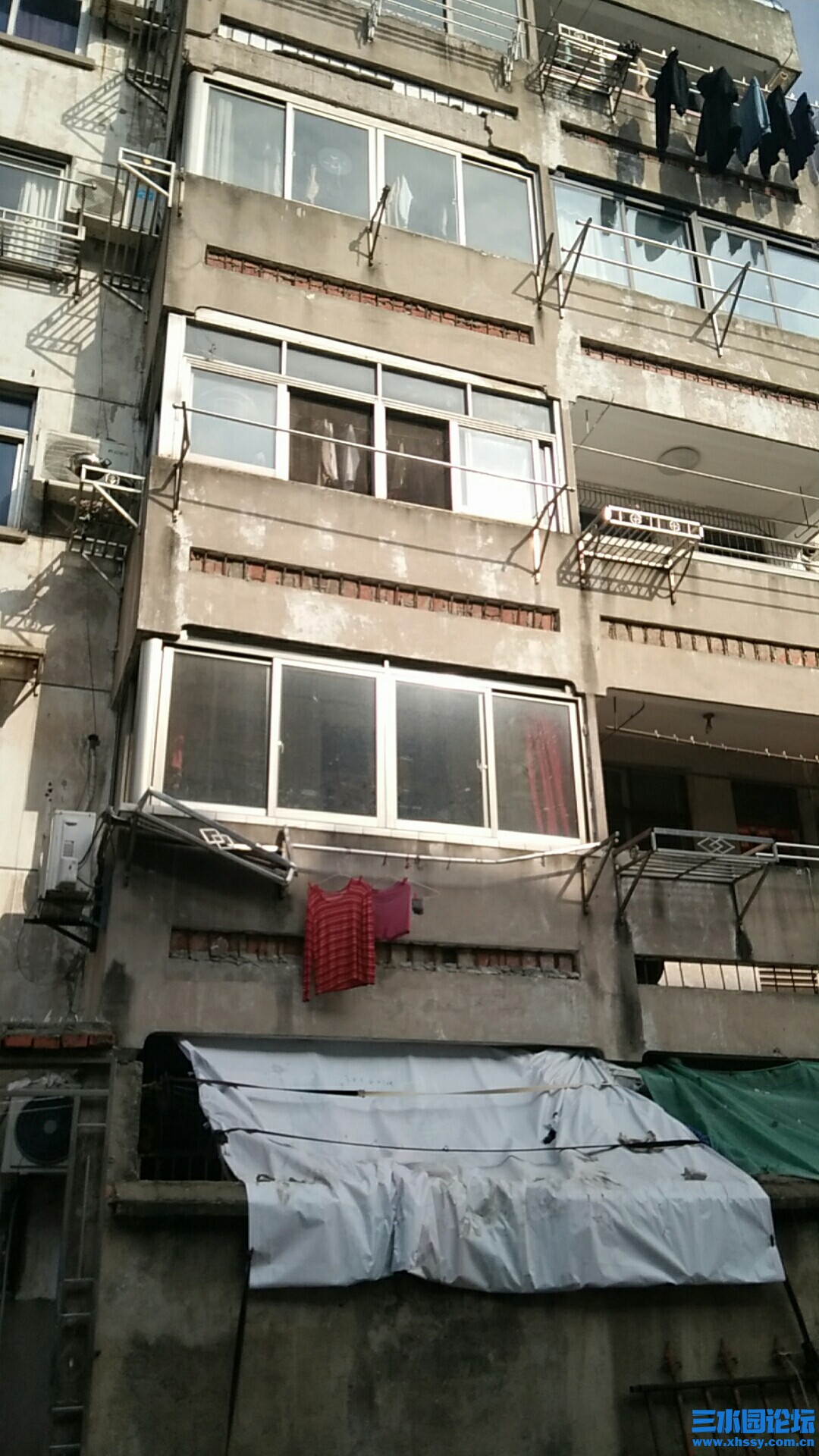 一二三四楼晾衣架被砸
